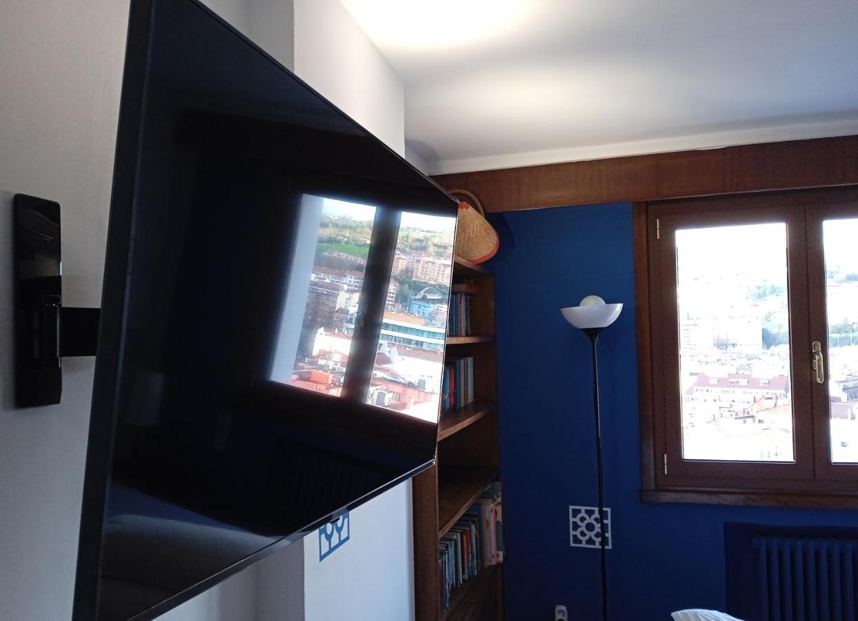 Superviews, Parking 24H Vigilado Incluido Y Netflix En Habitacion Independiente Con Bano Privado En Apartamento Particular, Francais&English Бильбао Экстерьер фото
